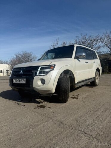 Mitsubishi Pajero 2008, 243,992 km - 3.0 l - Bakı