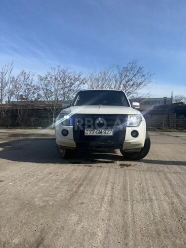 Mitsubishi Pajero 2008, 243,992 km - 3.0 l - Bakı