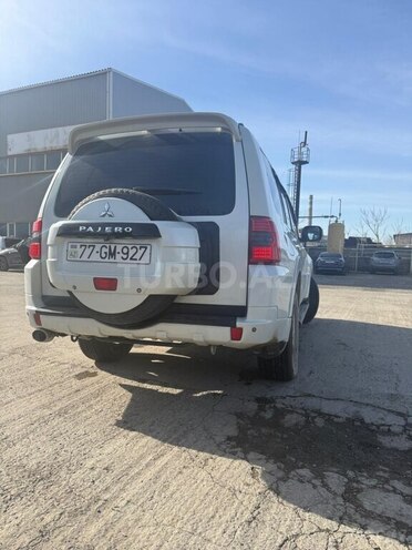 Mitsubishi Pajero 2008, 243,992 km - 3.0 l - Bakı