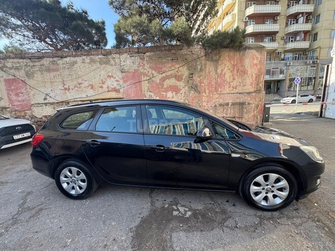 Opel Astra 2015, 255,000 km - 1.6 l - Bakı