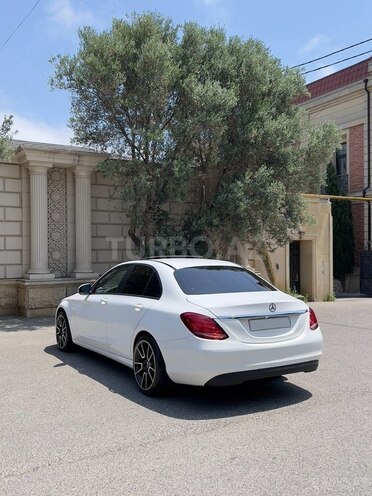 Mercedes C 200 d 2015, 141,000 km - 1.6 l - Bakı