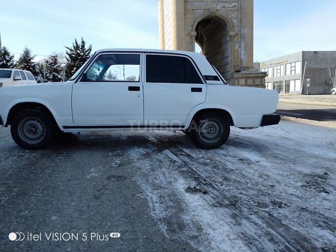 LADA (VAZ) 2107 2003, 542,366 km - 1.6 l - Quba