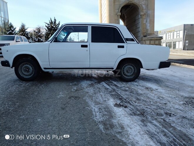 LADA (VAZ) 2107 2003, 542,366 km - 1.6 l - Quba
