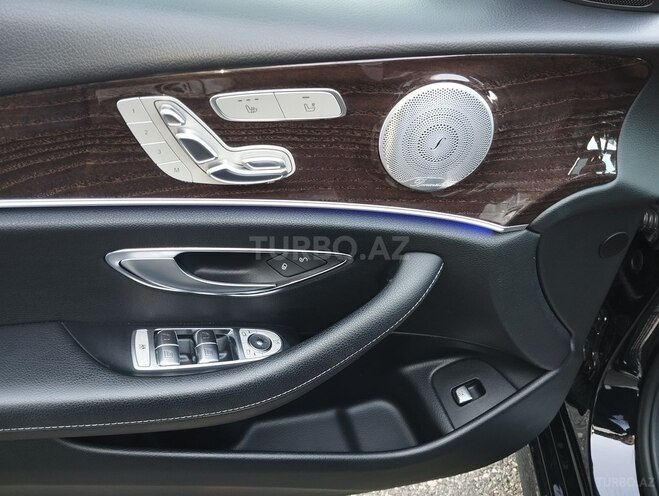 Mercedes E 300-14