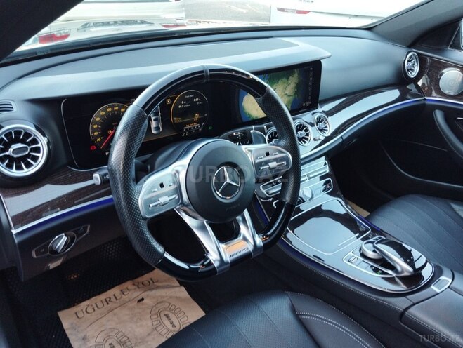 Mercedes E 300-13
