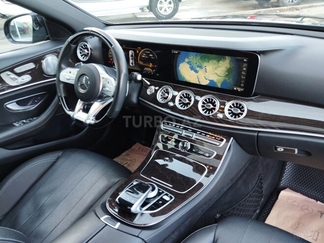 Mercedes E 300-7