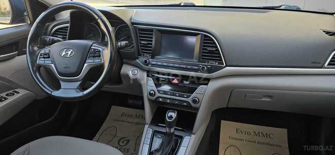Hyundai Elantra 2018, 120,898 km - 2.0 l - Bakı