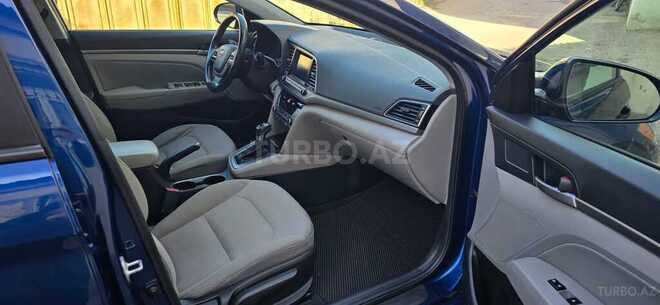 Hyundai Elantra 2018, 120,898 km - 2.0 l - Bakı