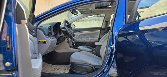Hyundai Elantra 2018, 120,898 km - 2.0 l - Bakı