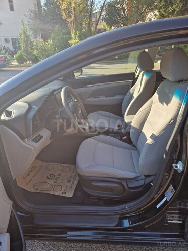 Hyundai Elantra 2019, 94,000 km - 2.0 l - Bakı