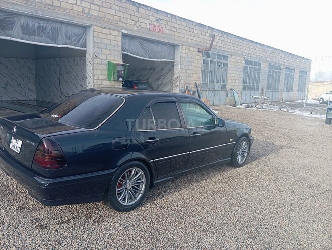 Mercedes C 220 1995, 650,000 km - 2.2 l - Tovuz
