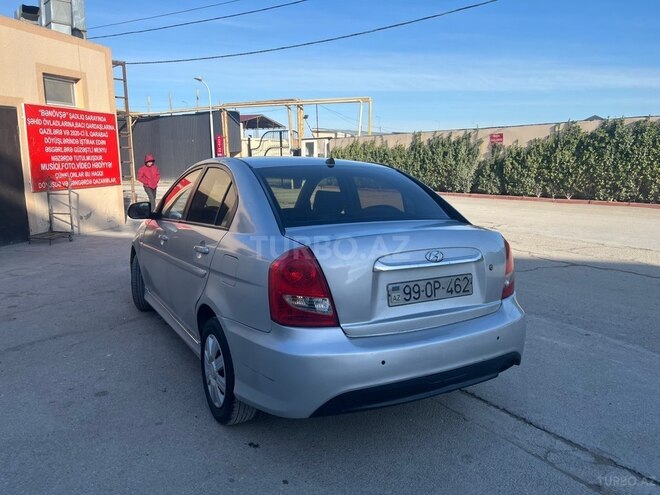 Hyundai Verna 2009, 333,450 km - 1.5 л - Bakı
