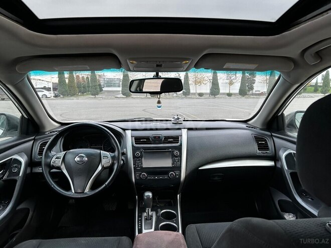 Nissan Altima-3