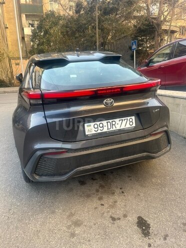 Toyota C-HR 2024, 5,000 km - 1.8 л - Bakı