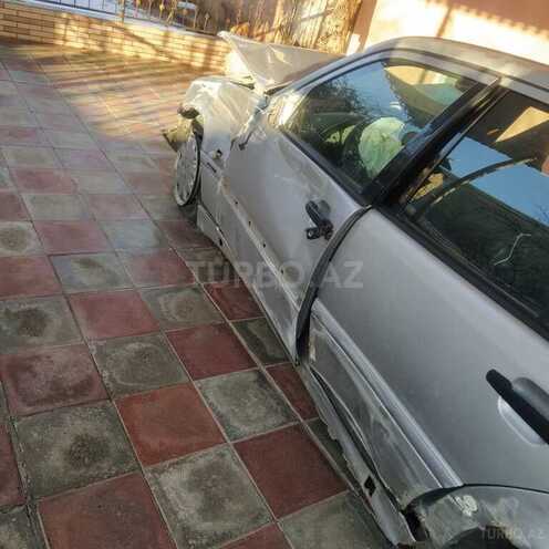 Mercedes C 200 1999, 215,000 km - 2.0 l - Cəlilabad