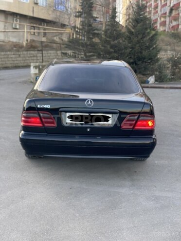 Mercedes E 240 1997, 245,540 km - 2.4 l - Bakı