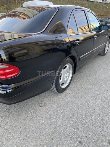 Mercedes E 240 1997, 245,540 km - 2.4 l - Bakı