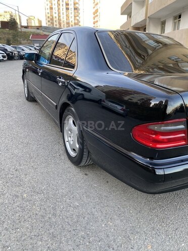 Mercedes E 240 1997, 245,540 km - 2.4 l - Bakı