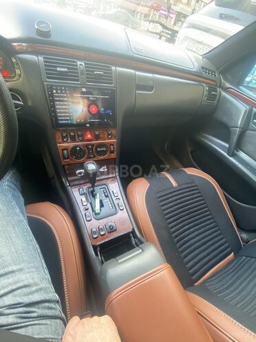 Mercedes E 240 1997, 245,540 km - 2.4 l - Bakı