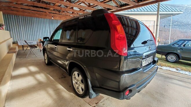 Nissan X-Trail 2008, 263,000 km - 2.5 л - Şəki