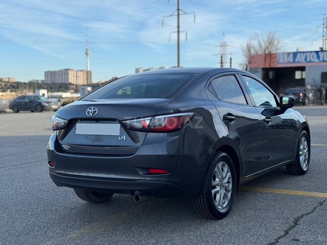 Toyota Yaris iA 2016, 181,800 km - 1.5 л - Bakı