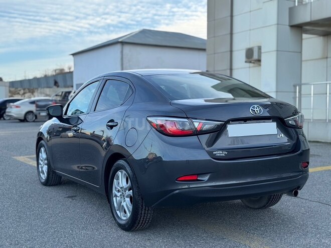 Toyota Yaris iA 2016, 181,800 km - 1.5 л - Bakı