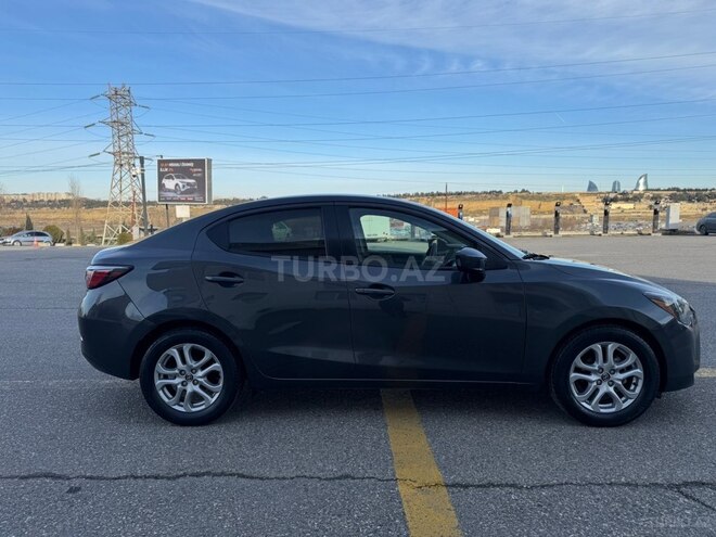 Toyota Yaris iA 2016, 181,800 km - 1.5 л - Bakı