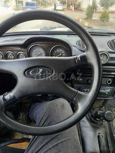 LADA (VAZ) 2106 1985, 110,000 km - 1.6 l - Salyan