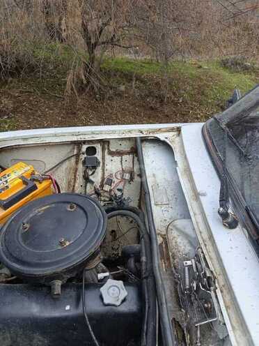 LADA (VAZ) 2106 1985, 110,000 km - 1.6 l - Salyan