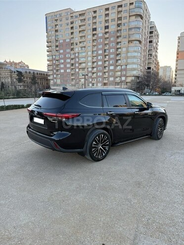 Toyota Highlander 2023, 44,000 km - 2.5 l - Bakı