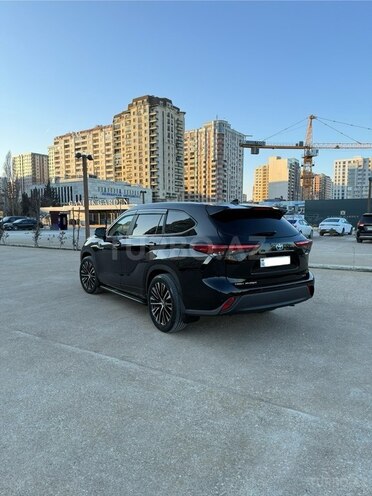 Toyota Highlander 2023, 44,000 km - 2.5 l - Bakı