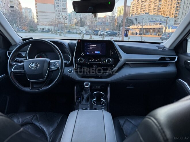Toyota Highlander 2023, 44,000 km - 2.5 l - Bakı