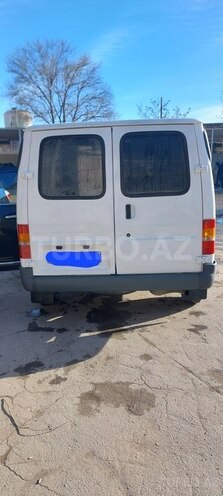 Ford Transit-2