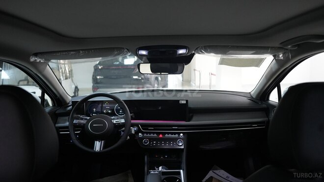 Hyundai Sonata-14