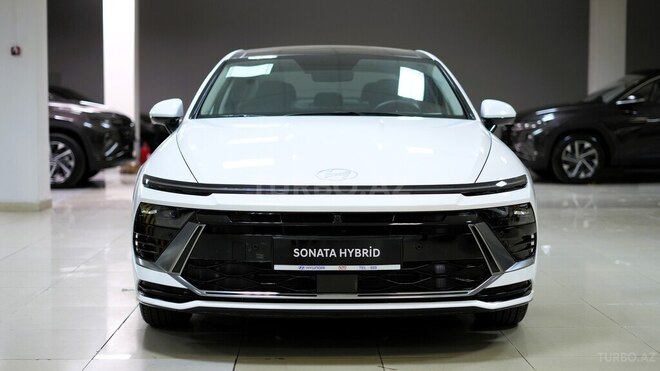 Hyundai Sonata-2