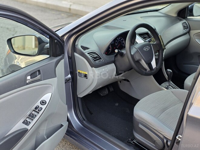 Hyundai Accent 2017, 123,000 km - 1.6 л - Bakı