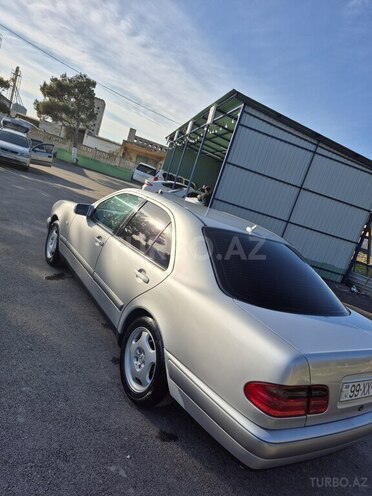 Mercedes E 240 1998, 380,000 km - 2.4 l - Bakı