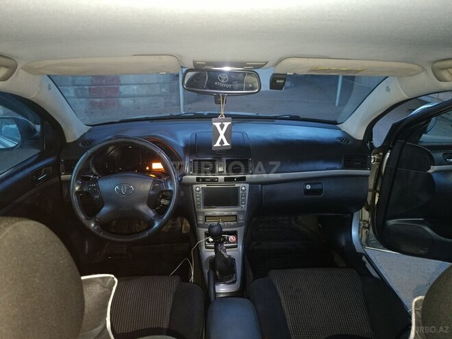 Toyota Avensis 2006, 324,772 km - 2.0 л - Neftçala