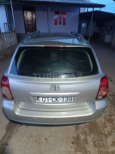 Toyota Avensis 2006, 324,772 km - 2.0 л - Neftçala