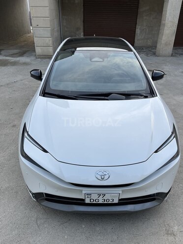 Toyota Prius-4