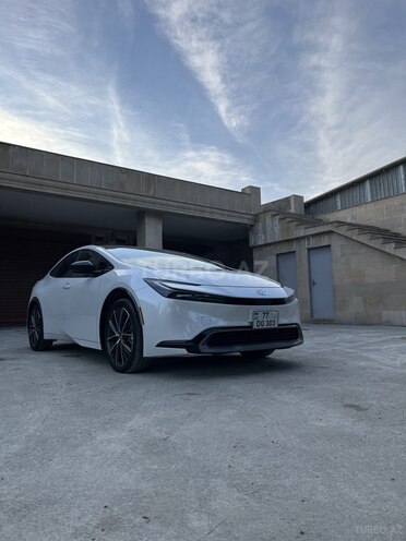 Toyota Prius-1