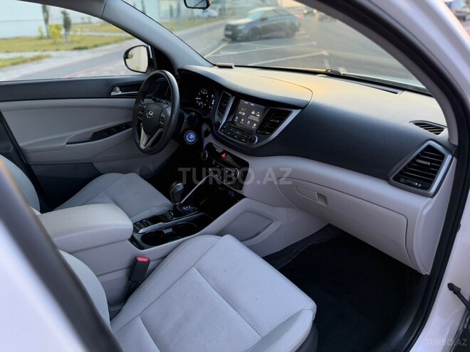 Hyundai Tucson 2017, 190,000 km - 2.0 л - Bakı
