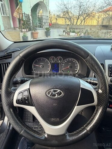 Hyundai i30 2010, 225,000 km - 1.6 л - Bakı