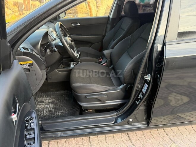 Hyundai i30 2010, 225,000 km - 1.6 л - Bakı