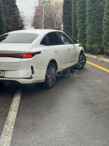 Changan Qiyuan A05 2025, 30,000 km - 1.5 л - Bakı