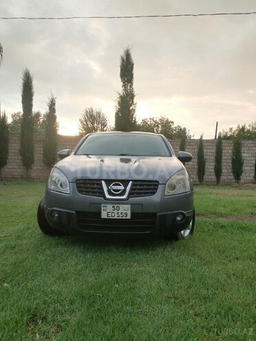 Nissan Qashqai-1
