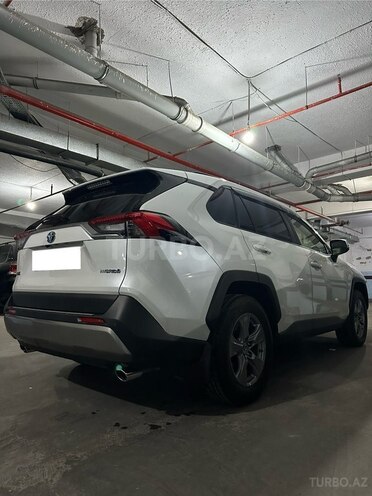 Toyota RAV4-2