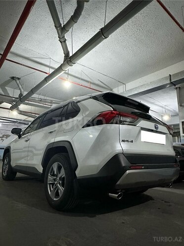 Toyota RAV4-3