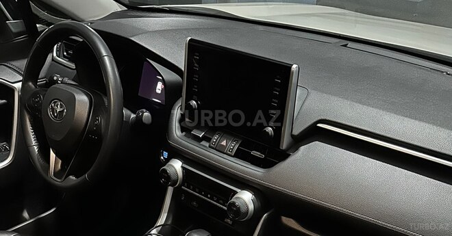 Toyota RAV4-7