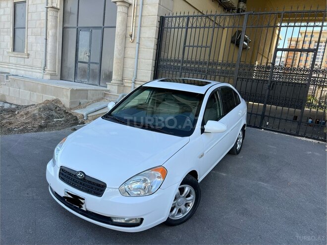 Hyundai Accent-3